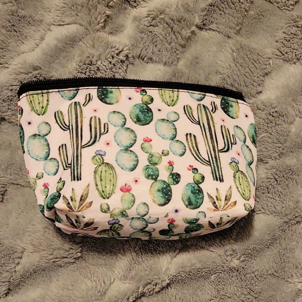 Source Unknown Cactus Print Makeup Organizer - Green and Pink